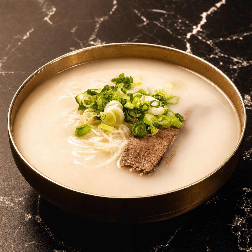 Ox Bone Soup with Rice Noodles.